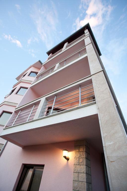 Apartments Cetina Split Exteriör bild